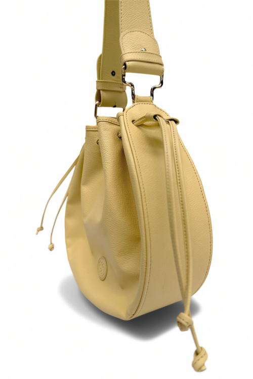 Flora_amarilla_500x750_2