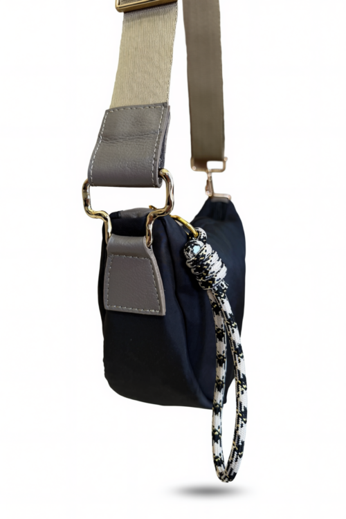 MediaLunaLona_negro_500x750_1